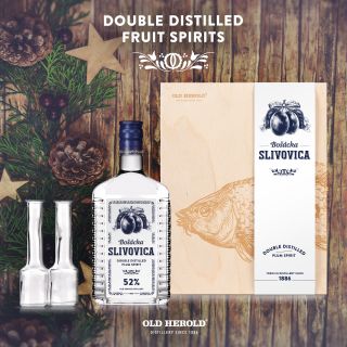 Zo sadu🌳, priamo pod stromček!🎄 Vieme, že ten najlepší darček🎁 pochádza z lásky❤️ a z prírody. Náš pravý ovocný destilát...